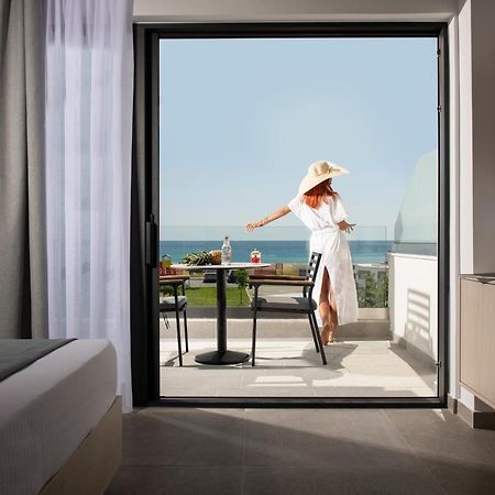 Sky Luxury Suites Sarti Ngoại thất bức ảnh